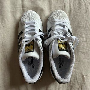 Adidas Superstar